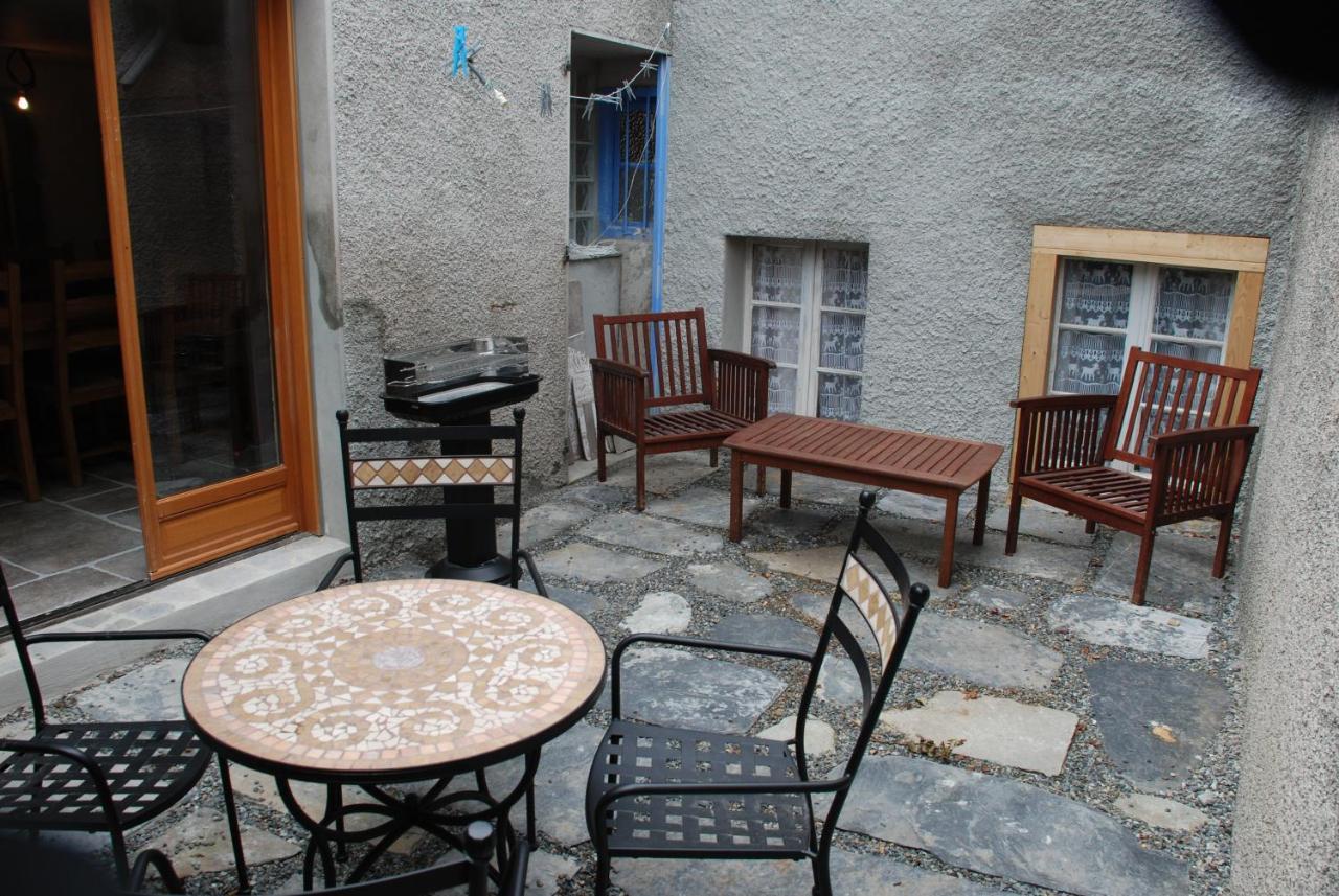 La Petite Maison Des Montagnes ลูซ-แซ็ง-โซเวอร์ ภายนอก รูปภาพ