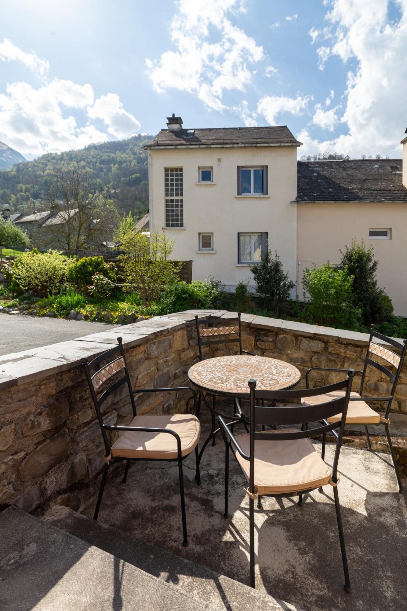 La Petite Maison Des Montagnes ลูซ-แซ็ง-โซเวอร์ ภายนอก รูปภาพ