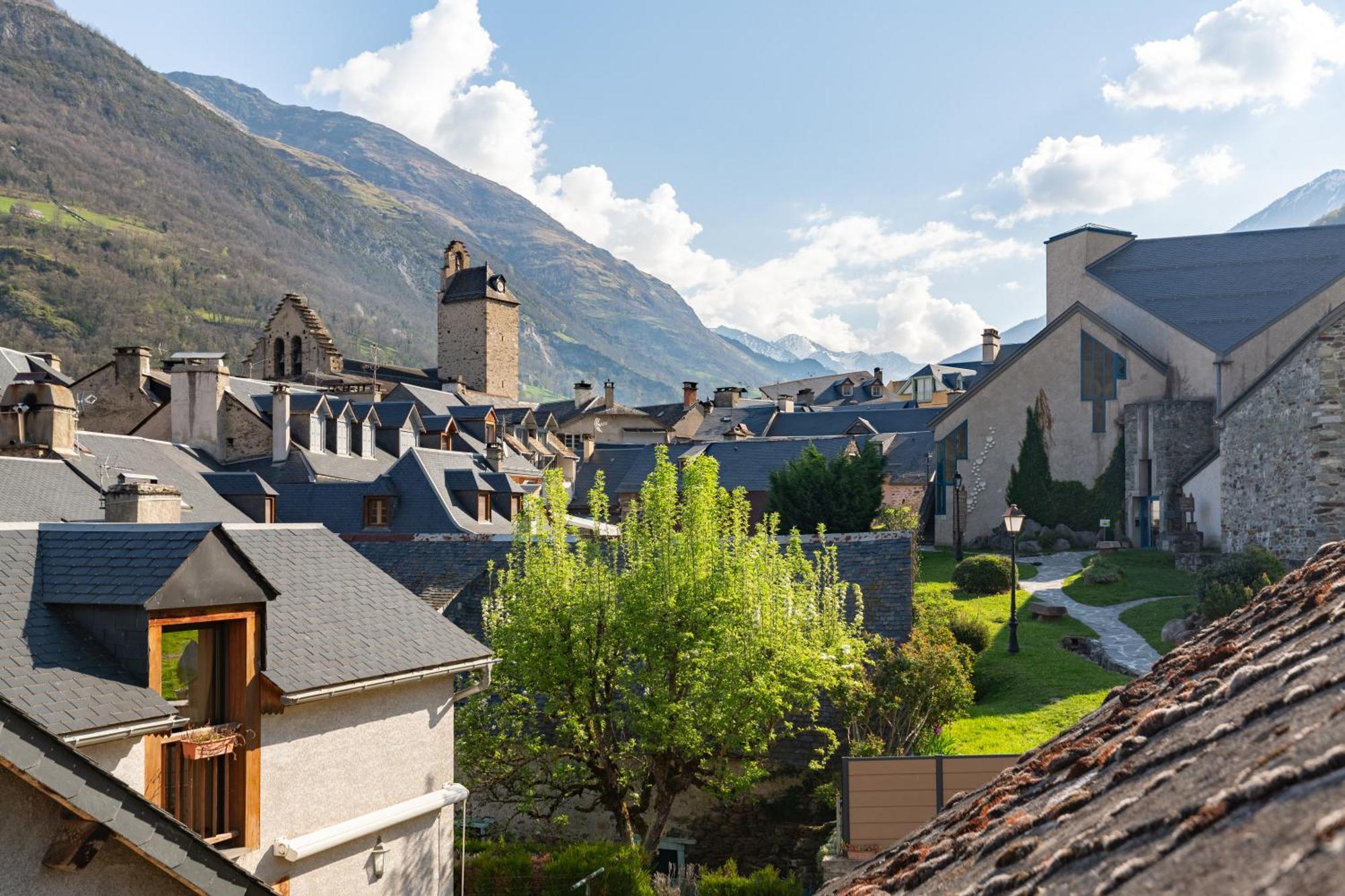 La Petite Maison Des Montagnes ลูซ-แซ็ง-โซเวอร์ ภายนอก รูปภาพ