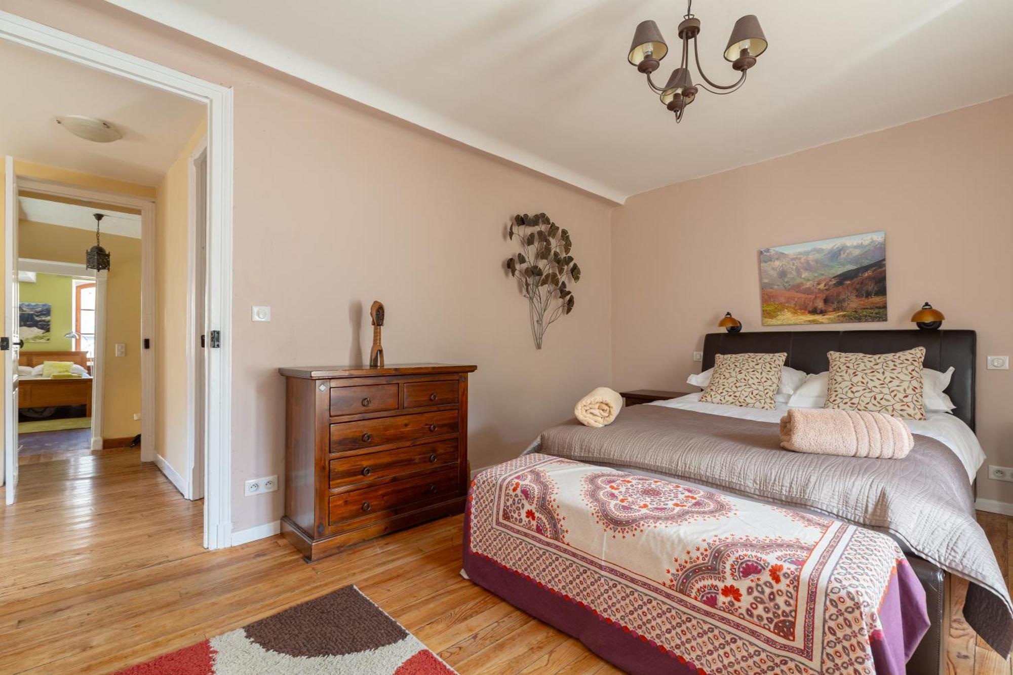 La Petite Maison Des Montagnes ลูซ-แซ็ง-โซเวอร์ ภายนอก รูปภาพ