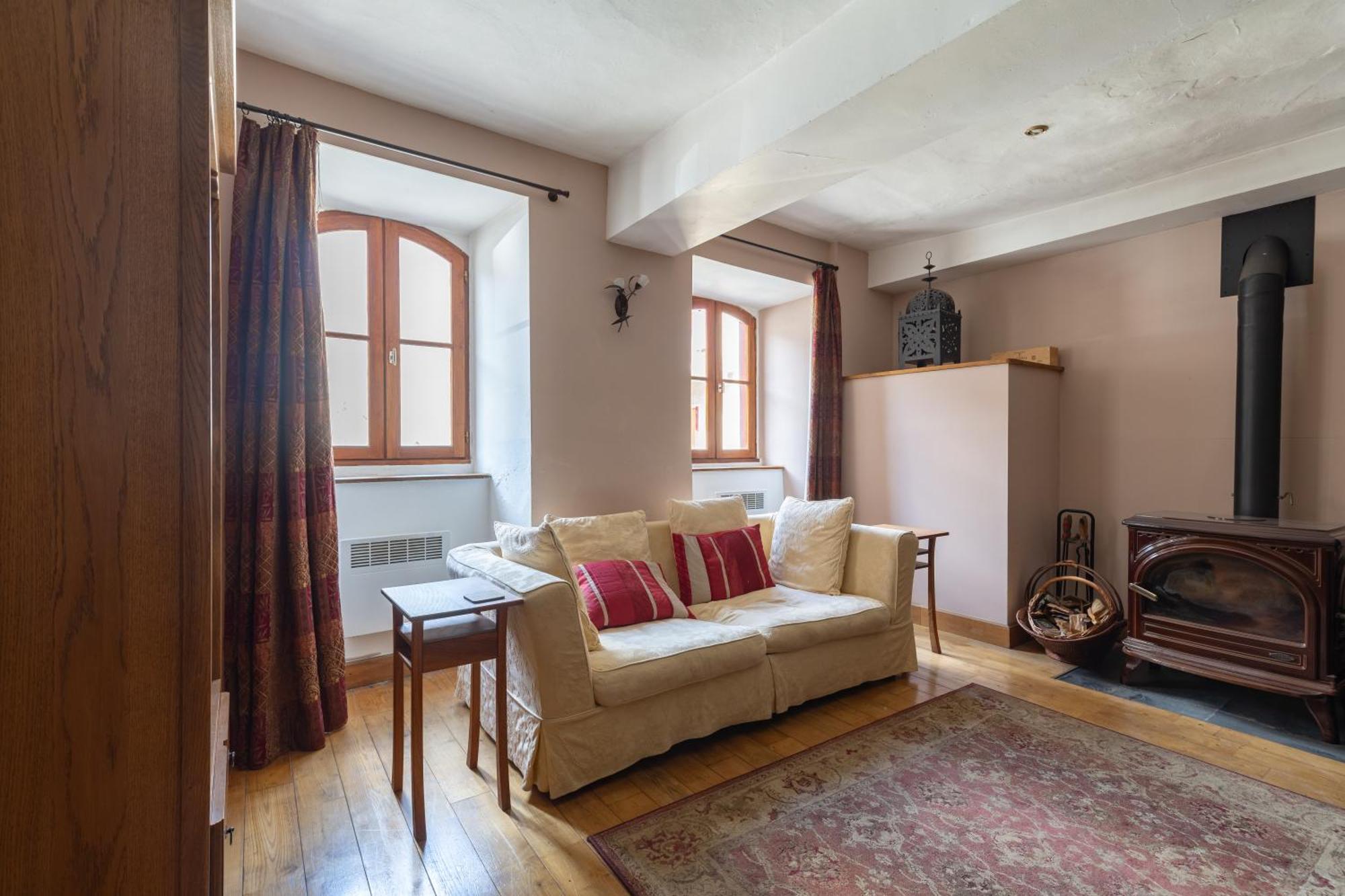La Petite Maison Des Montagnes ลูซ-แซ็ง-โซเวอร์ ภายนอก รูปภาพ