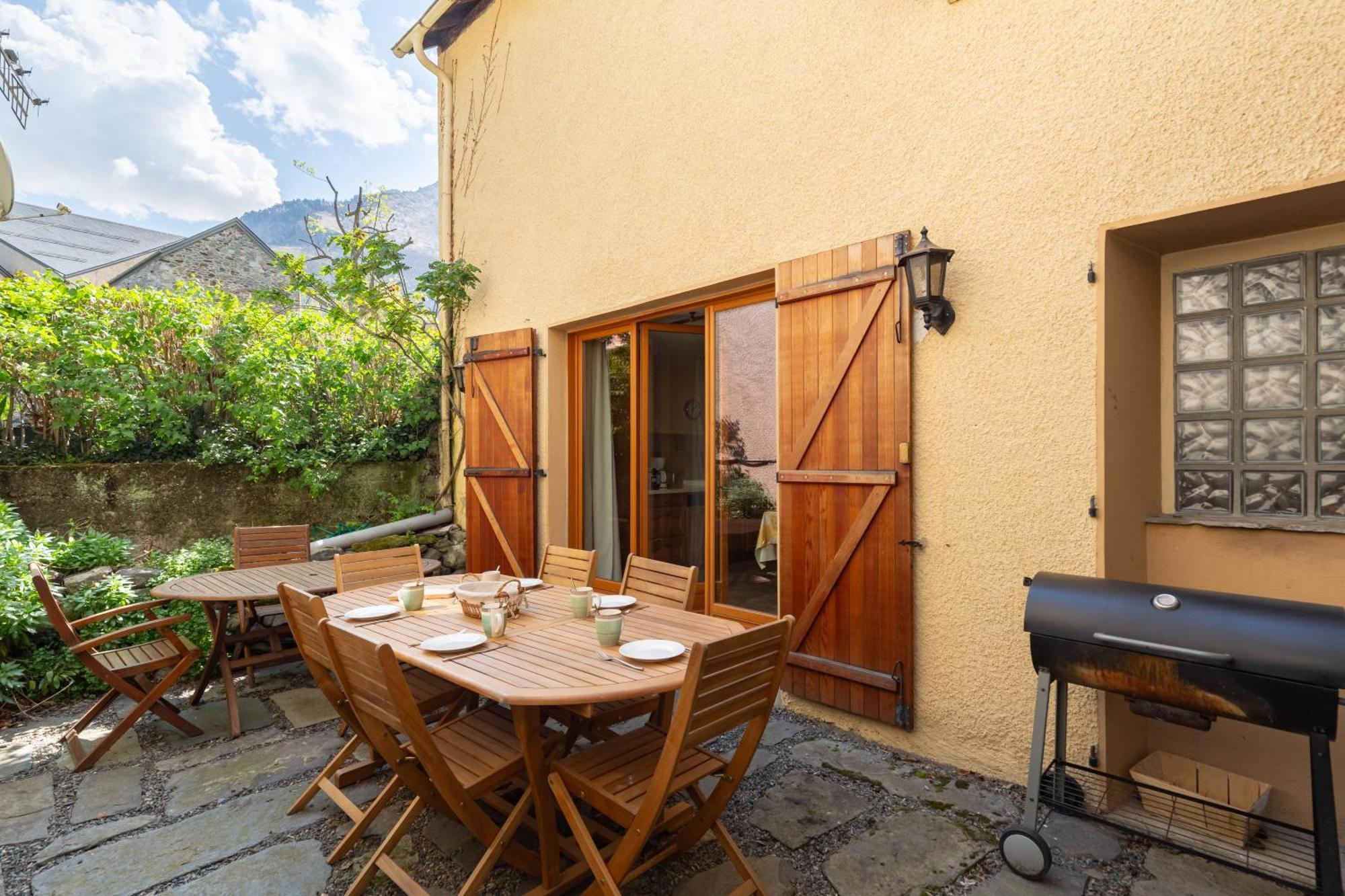 La Petite Maison Des Montagnes ลูซ-แซ็ง-โซเวอร์ ภายนอก รูปภาพ